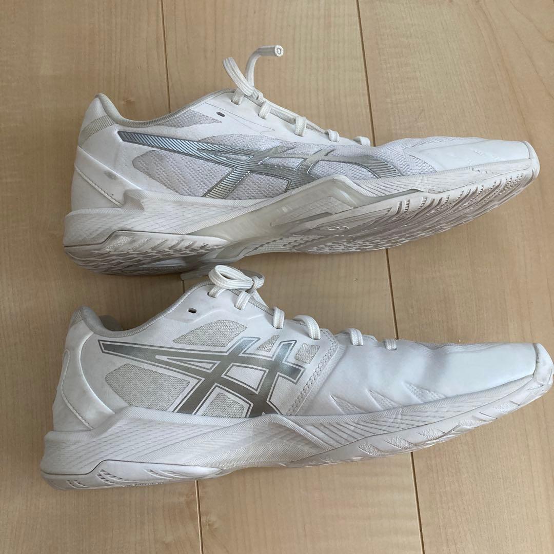 ASICS バレーボールシューズ ホワイト　オーダーシューズ　28.5㎝