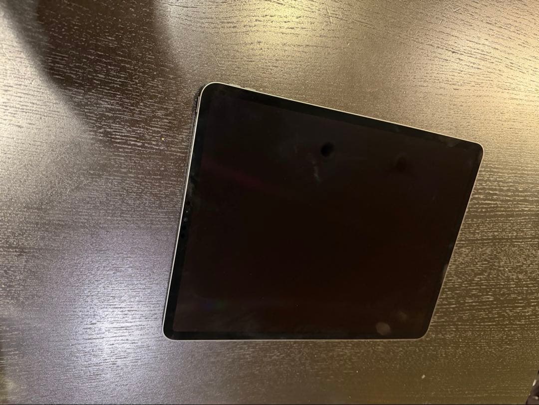 iPad Pro 12.9インチ (第5世代) スペースグレー