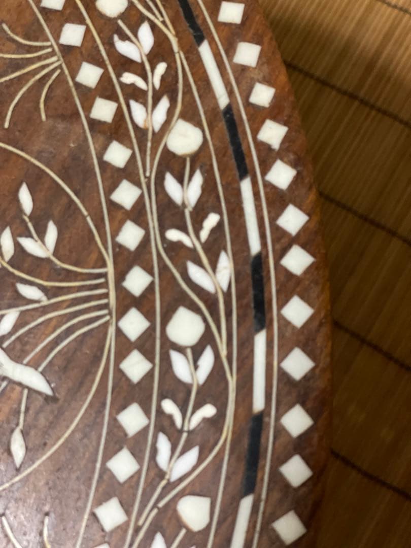 鳥モチーフ 象嵌(ぞうがん)細工 アジアンサイドテーブル 3本脚