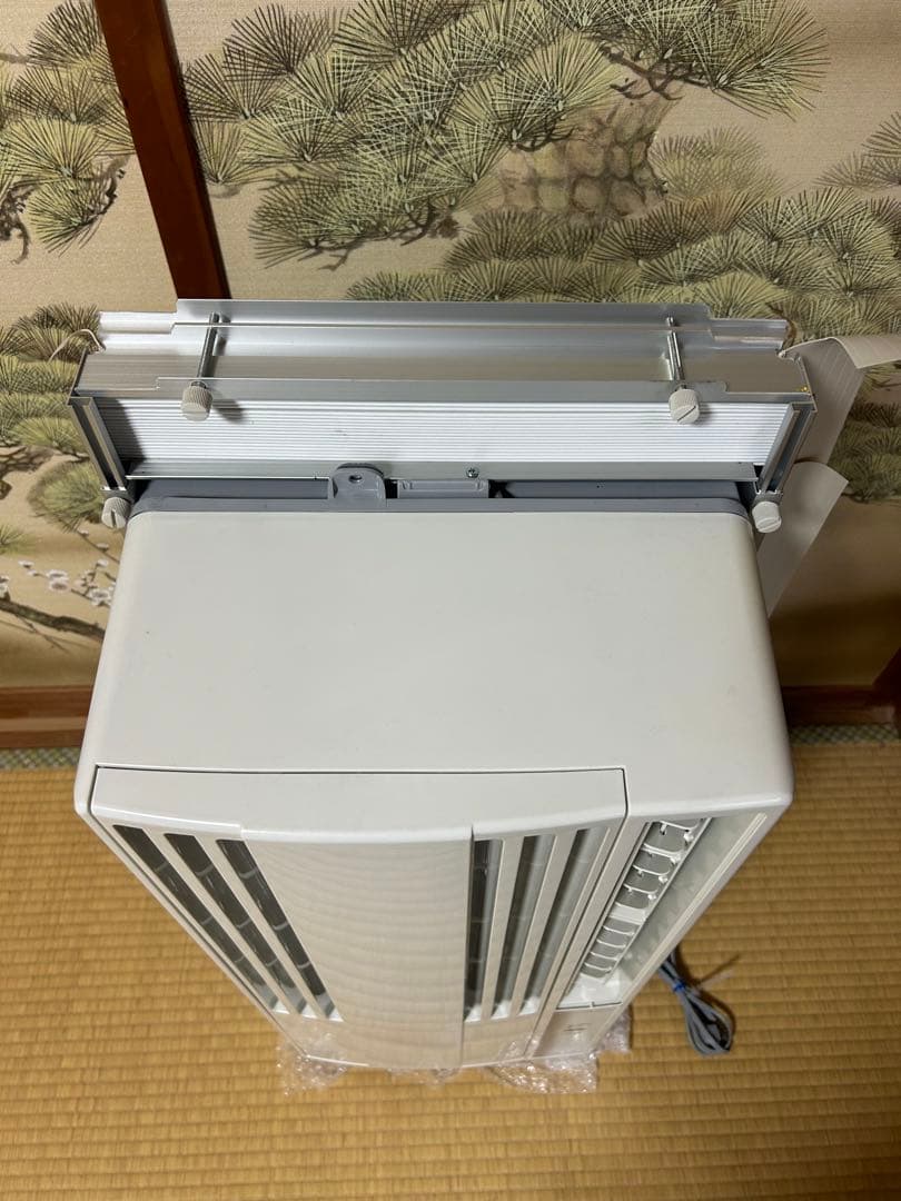 コロナ ウィンド窓用エアコン CW-F1618