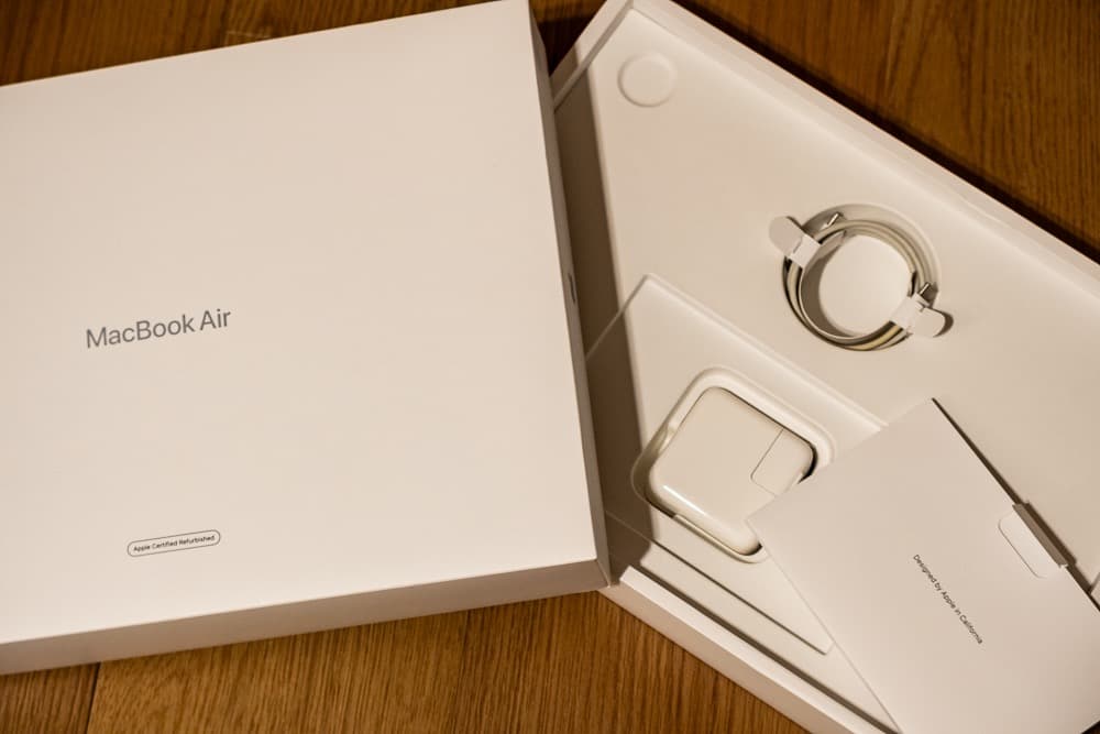 MacBook本体 Macbook Air M2 16GB/256GB SSD G1603J/A