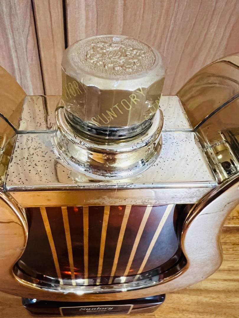 【未開栓】サントリー SUNTORY スペシャルリザーブ ハープ型ボトル
