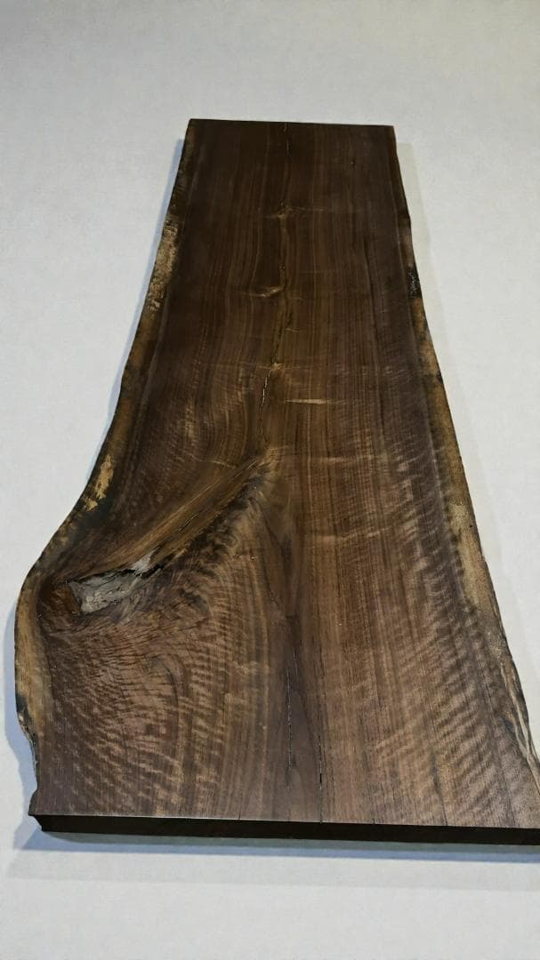 ウォールナット一枚板2200mm｜深い色艶と静かな存在感が美しい無垢天板