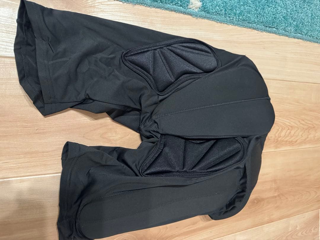 Burton The White Collection Mサイズ　スノボ　ウェア