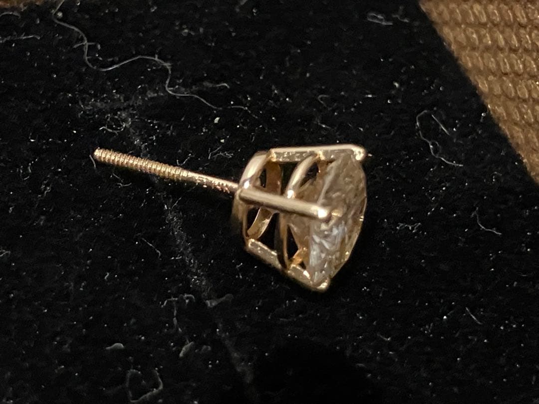 Bacchus 　1.29ct 天然ダイヤモンドピアス