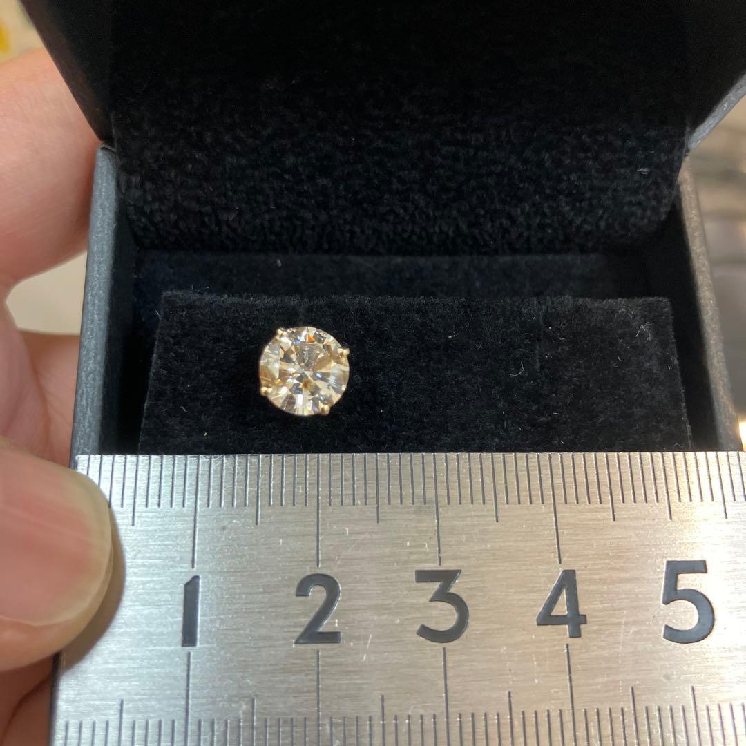 Bacchus 　1.29ct 天然ダイヤモンドピアス