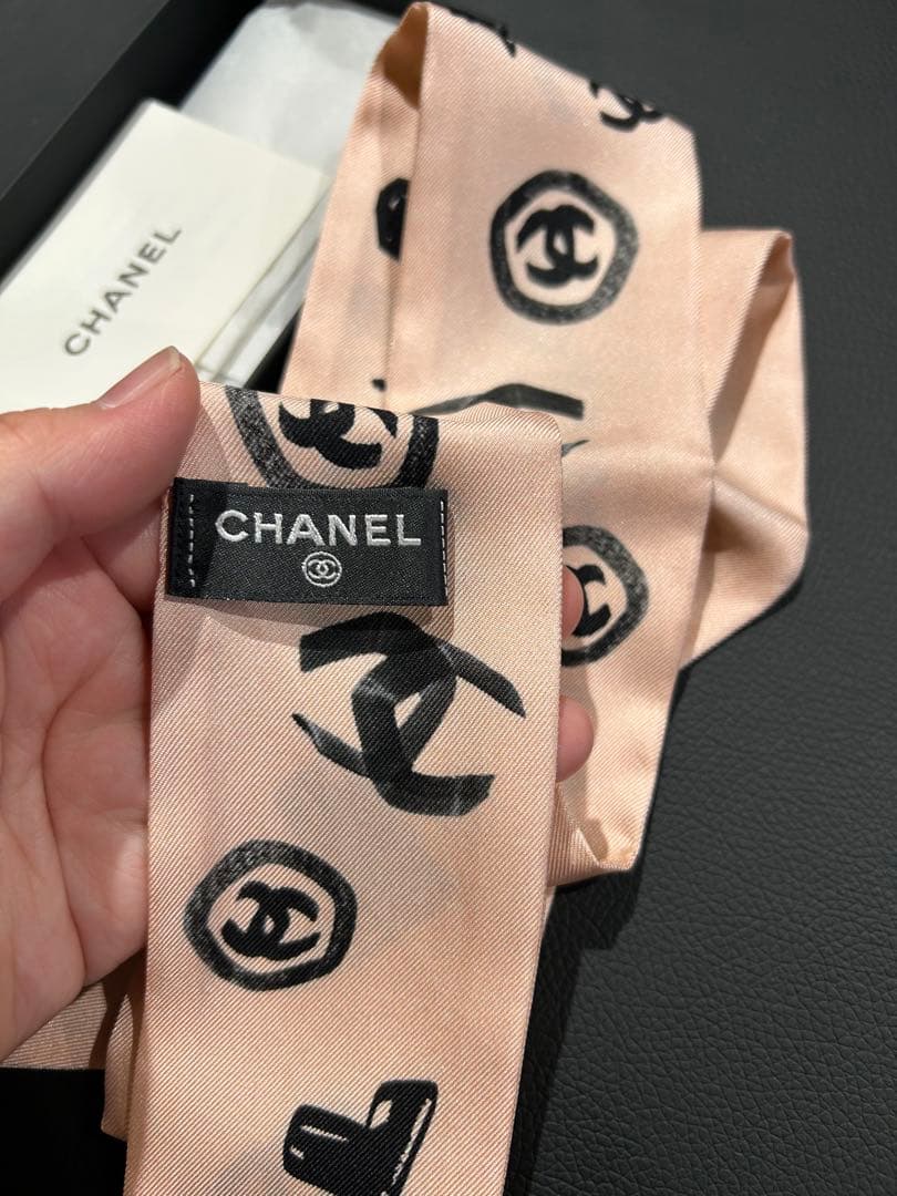 CHANEL シャネル　ヘアバンド　スカーフ　シルク新品