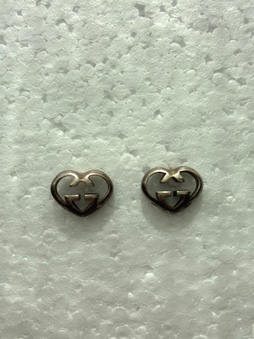 GUCCI インターロッキング　ハート　ピアス