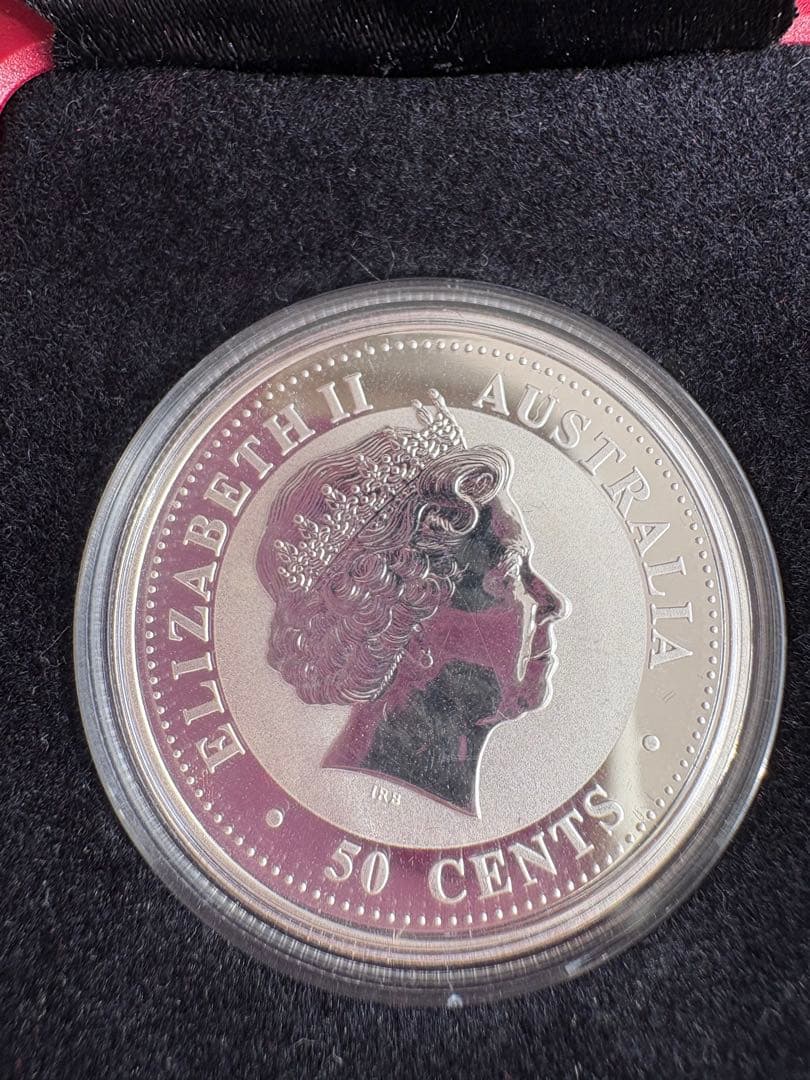 純銀999 1/2oz オーストラリア記念銀貨　エリザベ女王　50セント