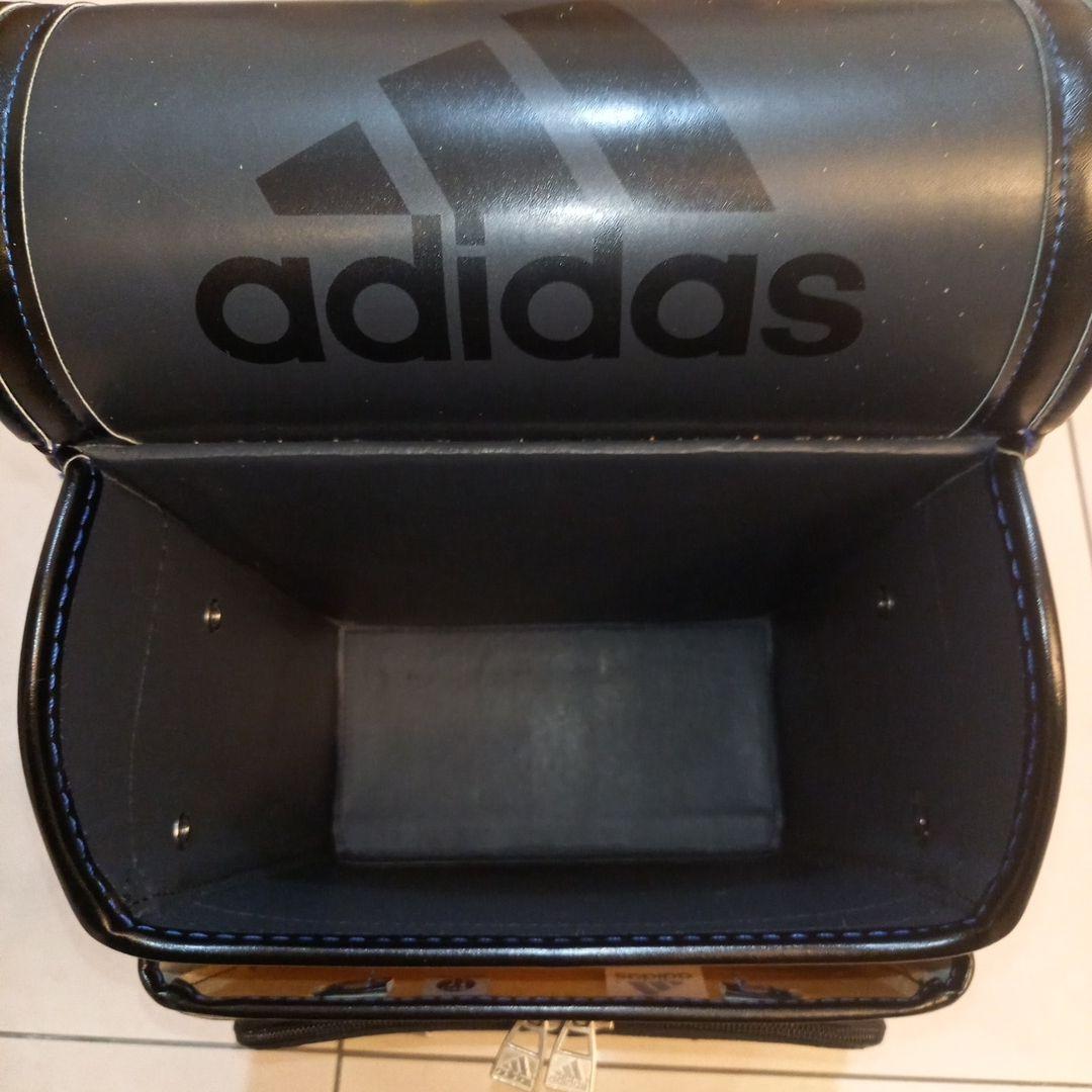 adidas  アディダス ランドセル　箱つき