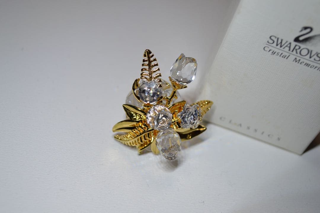 スワロフスキー フラワーブーケ 置物