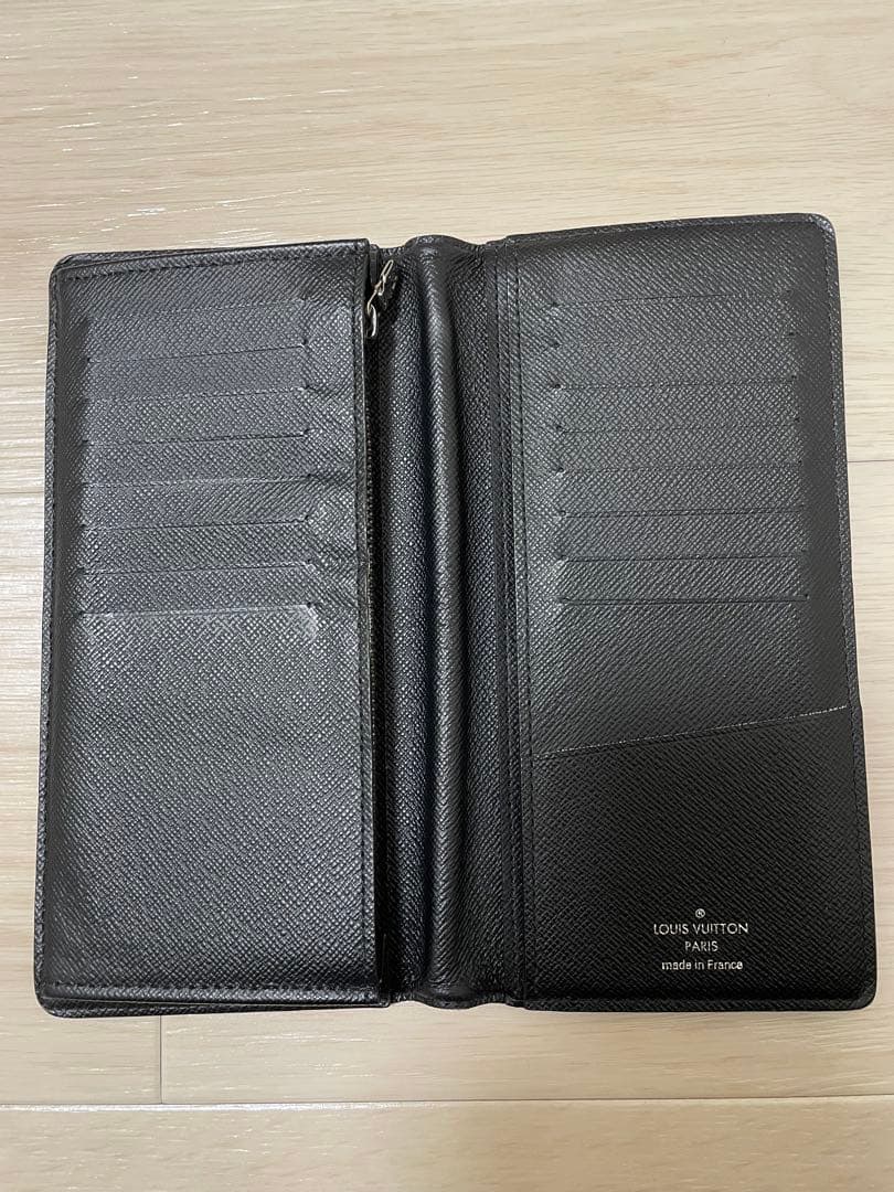 LOUIS VUITTON ポルトフォイユ・ブラザ モノグラム エクリプス長財布