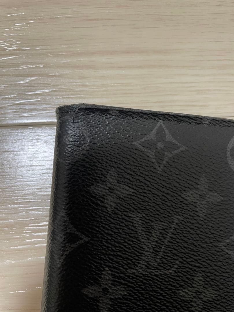 LOUIS VUITTON ポルトフォイユ・ブラザ モノグラム エクリプス長財布