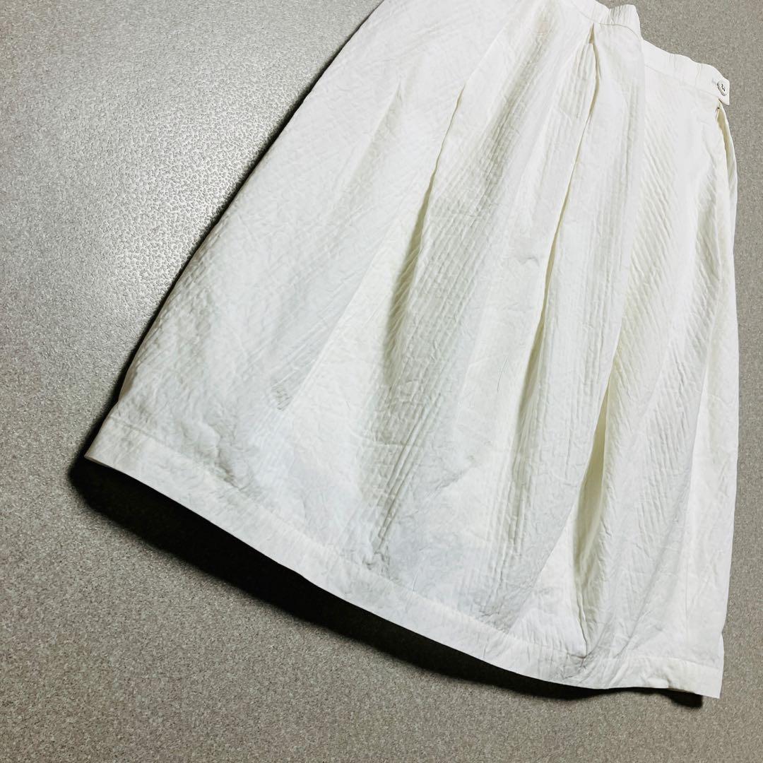 ミナペルホネン sky shadow プリーツスカート 白