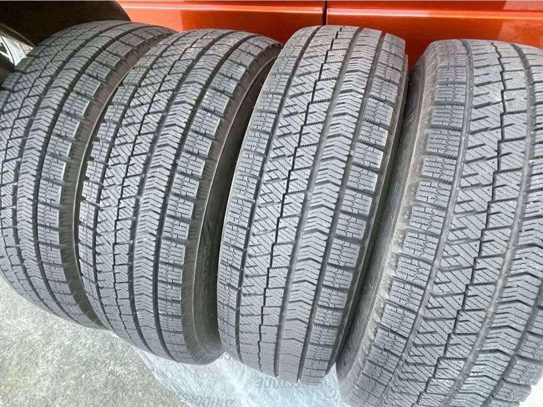 BRIDGESTONE VRX2 ４本セット　冬用タイヤ