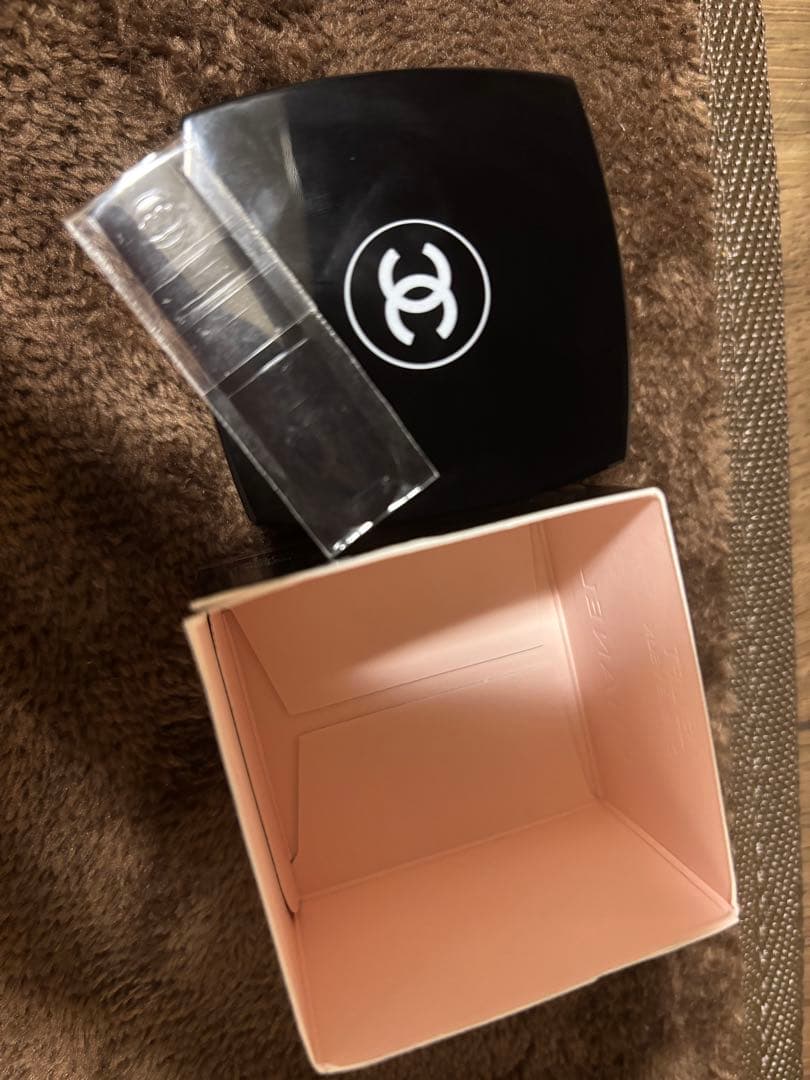 CHANEL ル リフト クレーム ユー 15g アイクリーム