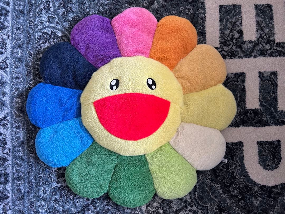 村上隆　クッション　kakai kiki 花　flower インテリア