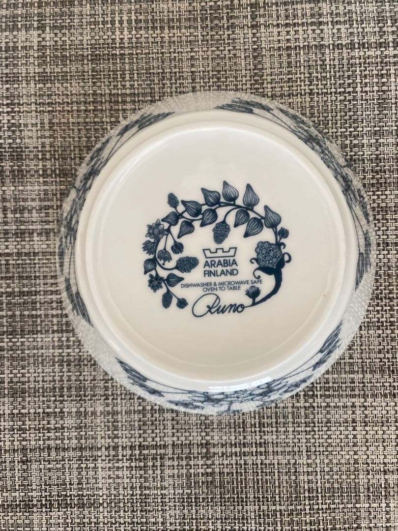 超美品　アラビア ルノ　ウィンタースター　ボウル　17センチ　ARABIA