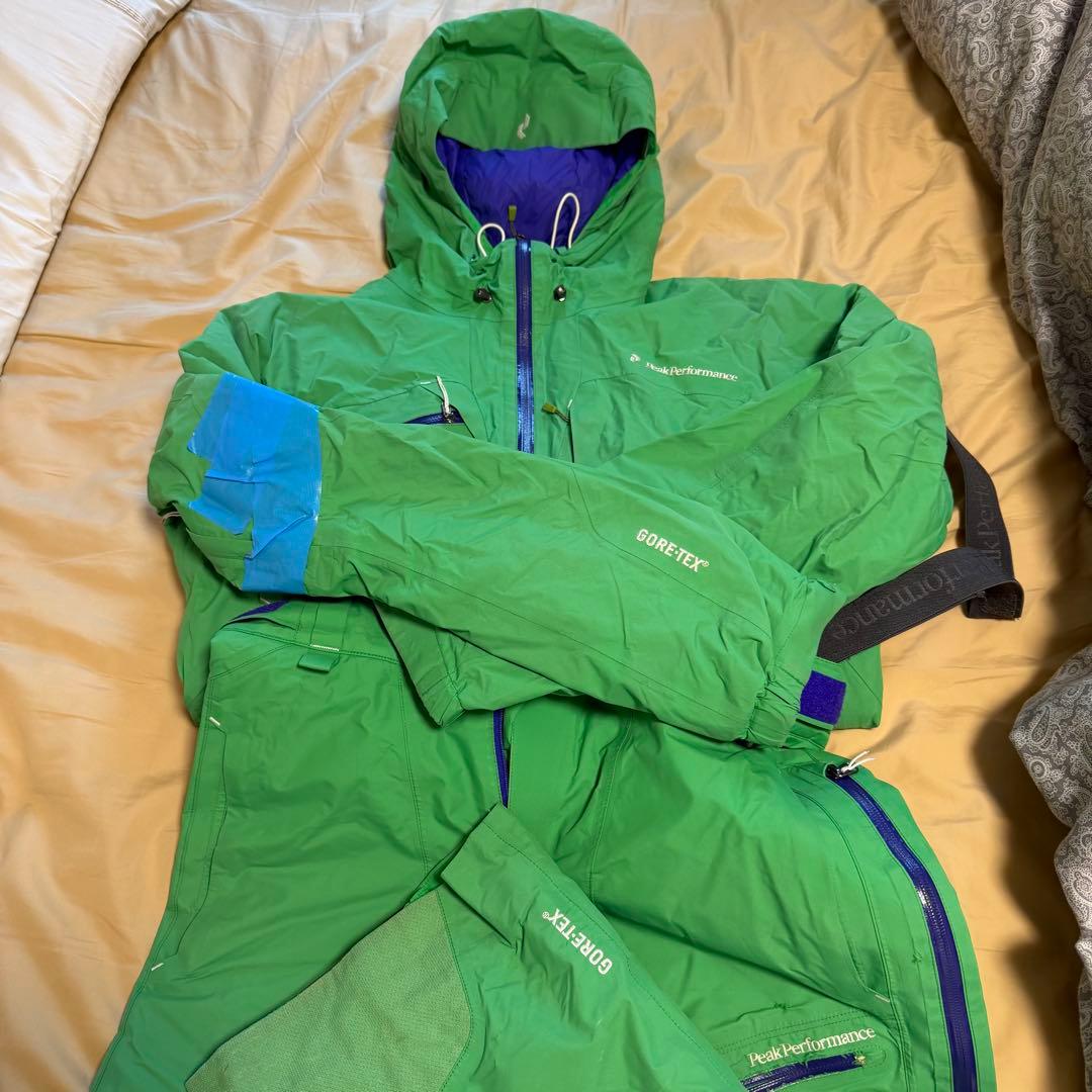 Peak Performance HELILOFT スキーウェア上下セット