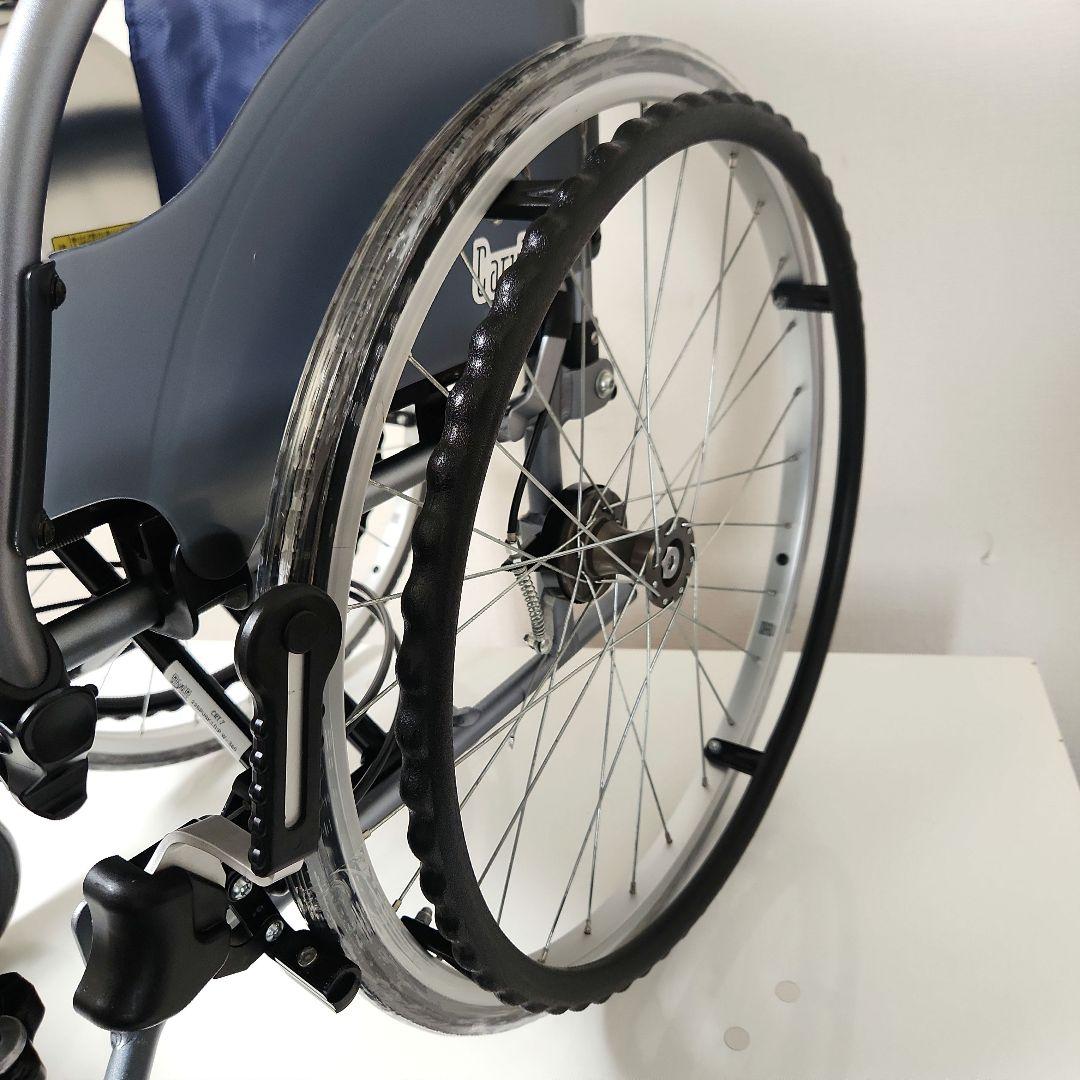 Miki　自走用　超軽量コンパクト　ノーパンクタイヤ　車椅子　CRT-7