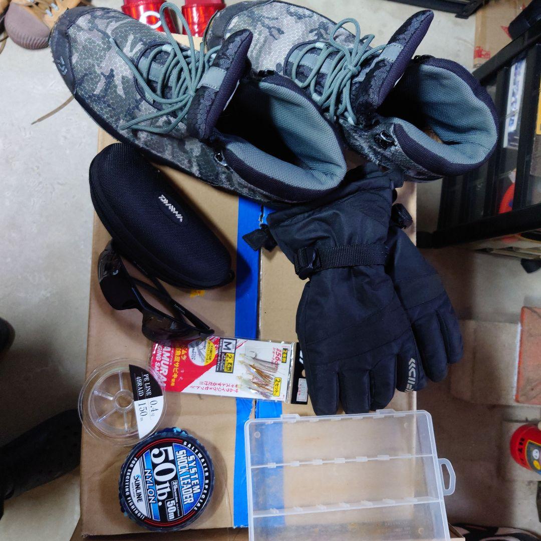 ショアジギングを引退します！メタルジグ、ミノープラグやその他セットで処分！