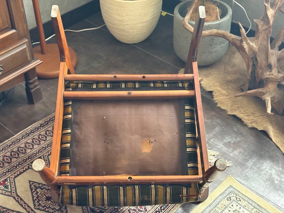 ヴィンテージ　アームチェア　1Pソファ　ストライプ　ファブリック　レトロ　IZ