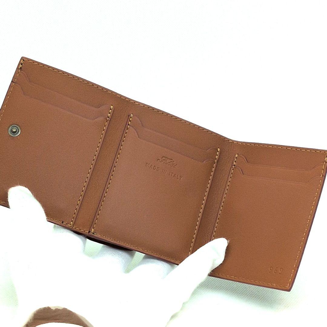 【未使用級】フェリージ　三つ折り財布　クロコ型押し　コンパクトウォレット　黒