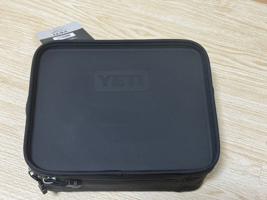 YETI DAYTRIP LUNCH BOX ブラック