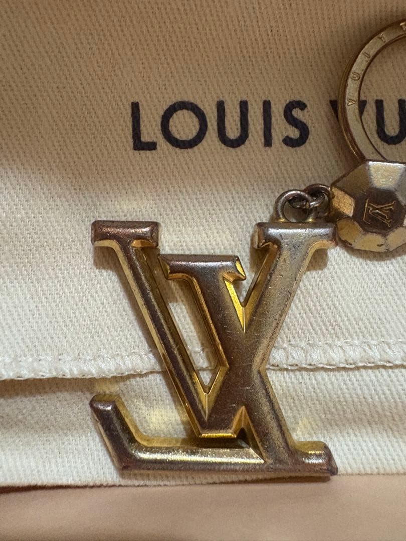 Louis Vuittonキーリング