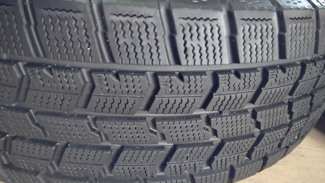 チ*プ様 スタッドレスタイヤ＋アルミホイール4本