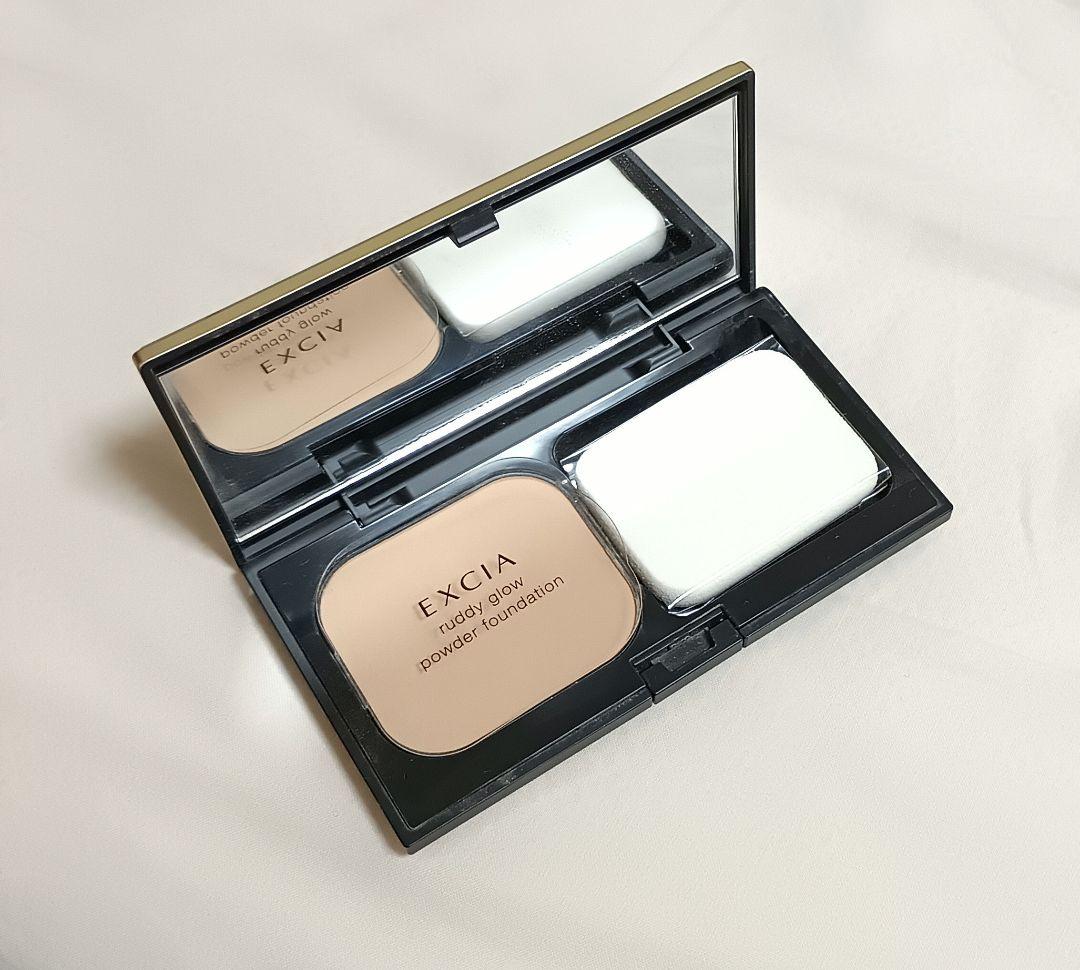 エクシア【ラディグロウファンデーション_NA201】