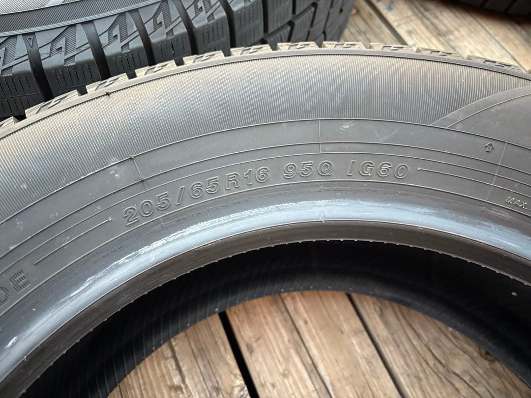 2024年　YOKOHAMA ice GUARD iG60 205/65R16
