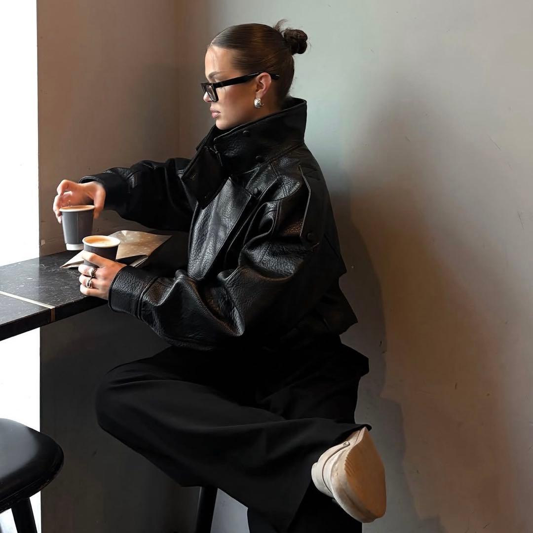 【SNSで人気！完売商品、新品タグ付き】ZARA フェイクレザージャケット、M