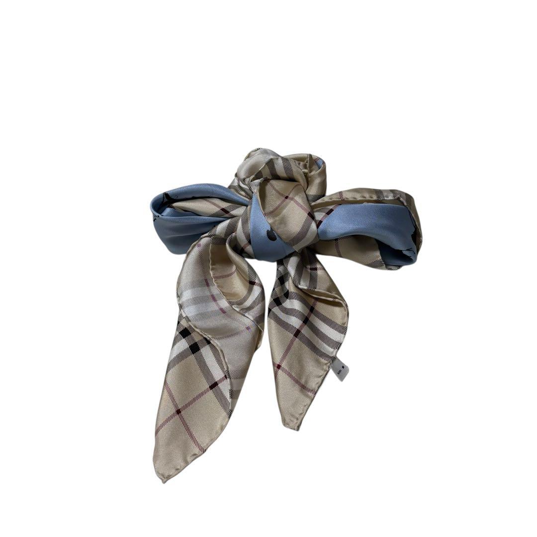 バーバリーロンドン☆大判スカーフ ノバチェック 犬 女性 散歩 シルク ブルー