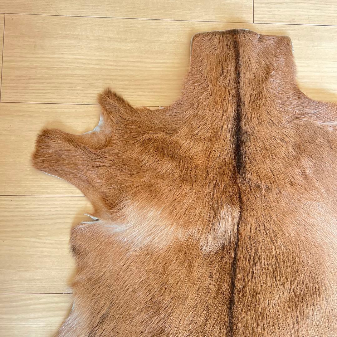 天然山羊毛皮 ヤギ皮 カーペット マット 本革 96*66cm
