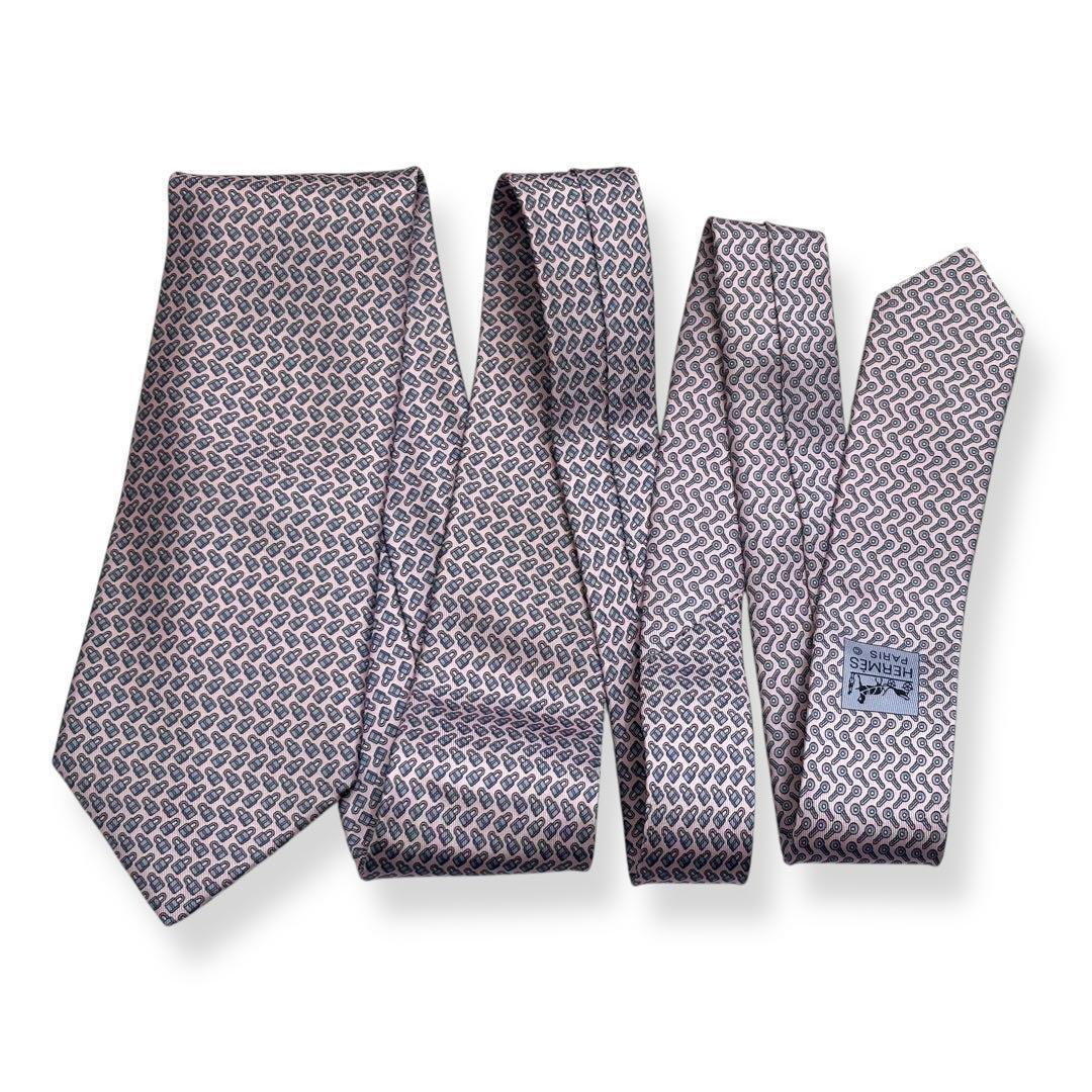 極美品✨HERMES ネクタイ　エルメス　南京錠　鍵　可愛い　ピンク　【A】