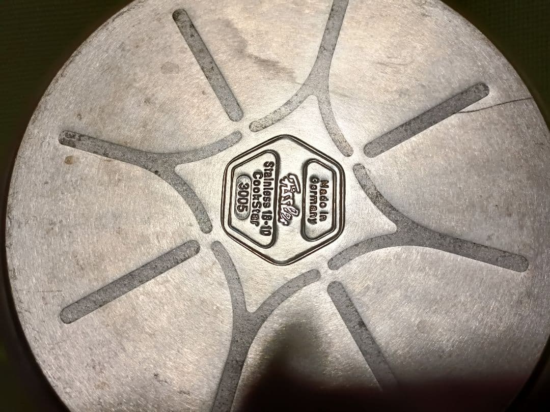 Q*ャ様 フィスラー (Fissler) ステンレス フライパン 24cm