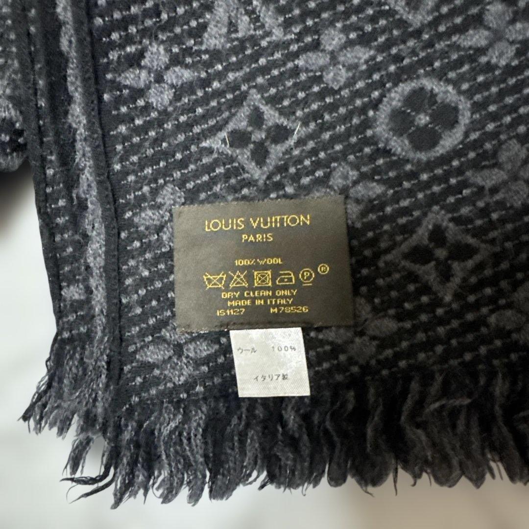 LOUIS VUITTON ブラックマフラー