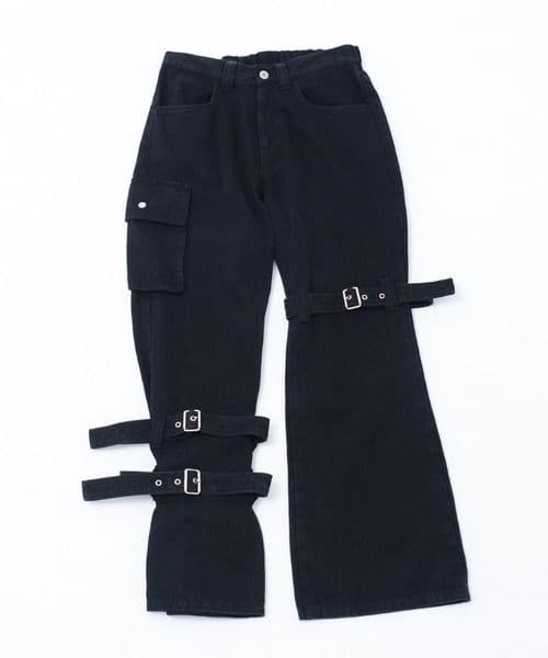 『REFLEM/レフレム』ベルティッドフレアパンツ