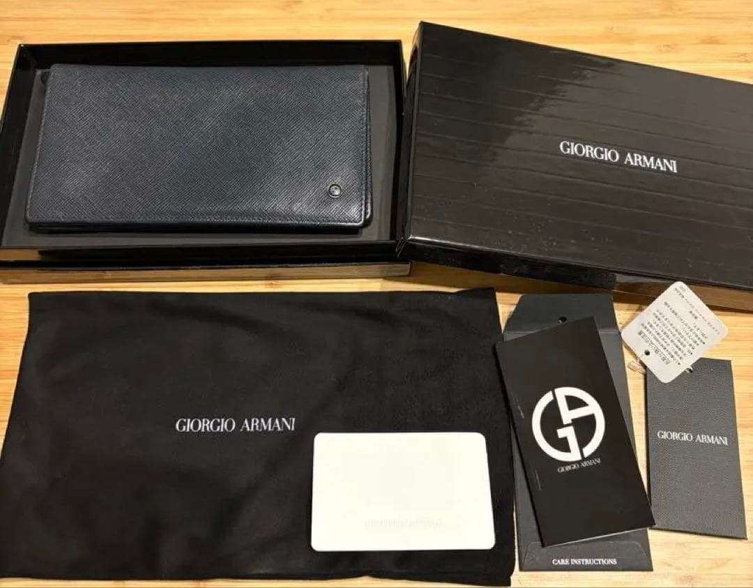 【箱付き】Giorgio Armani ブラック 長財布　ジョルジオアルマーニ