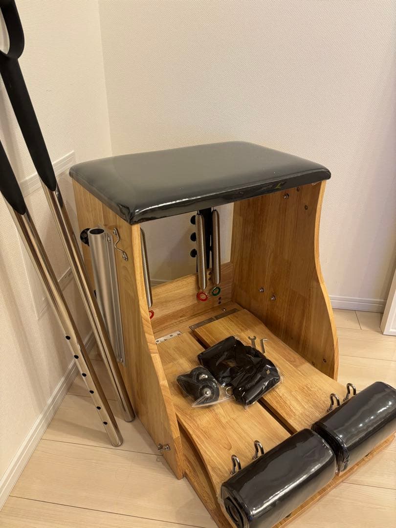 【新品 送料込み】チェア/ピラティス