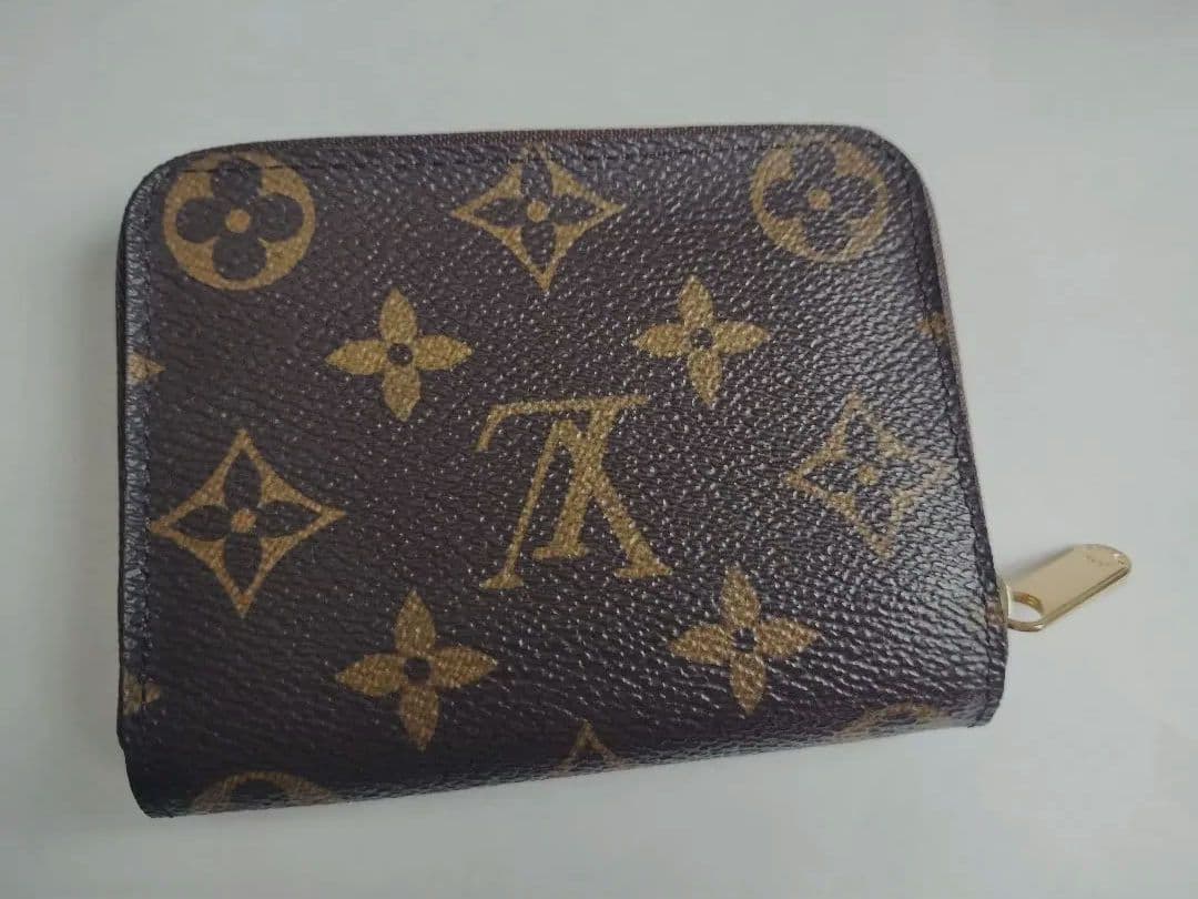 ルイ・ヴィトン　ジッピー・ パース