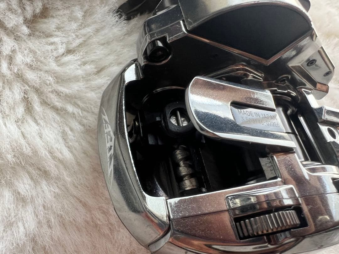 ダイワ 25 スティーズ リミテッド CT SV TW 70XHL 左