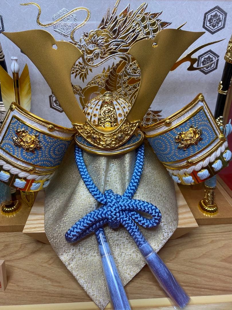 東京久月　五月人形　兜飾り白木木目パノラマクリルケース入