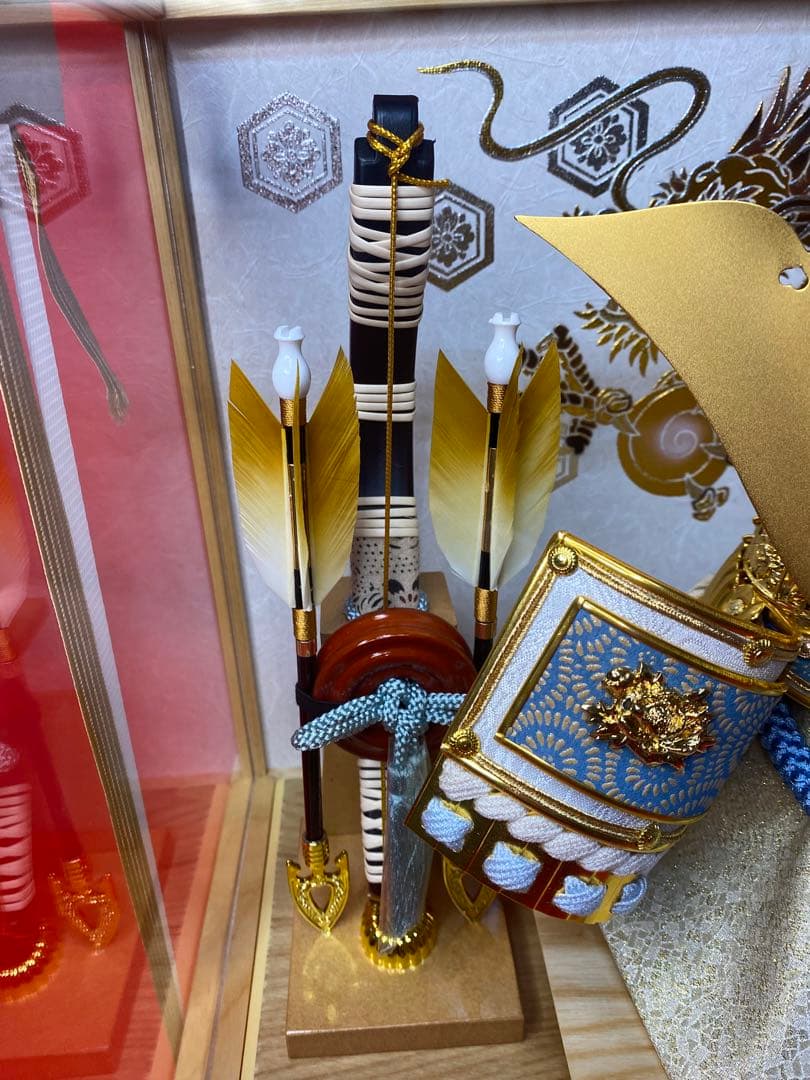 東京久月　五月人形　兜飾り白木木目パノラマクリルケース入