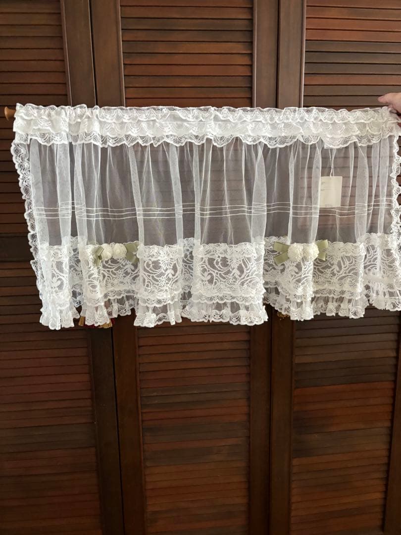 ヒスクローネ　カフェカーテン