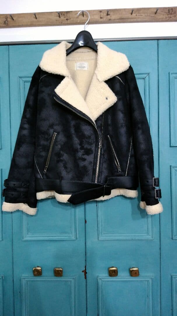 専用です！アングリッド　B3ジャケット