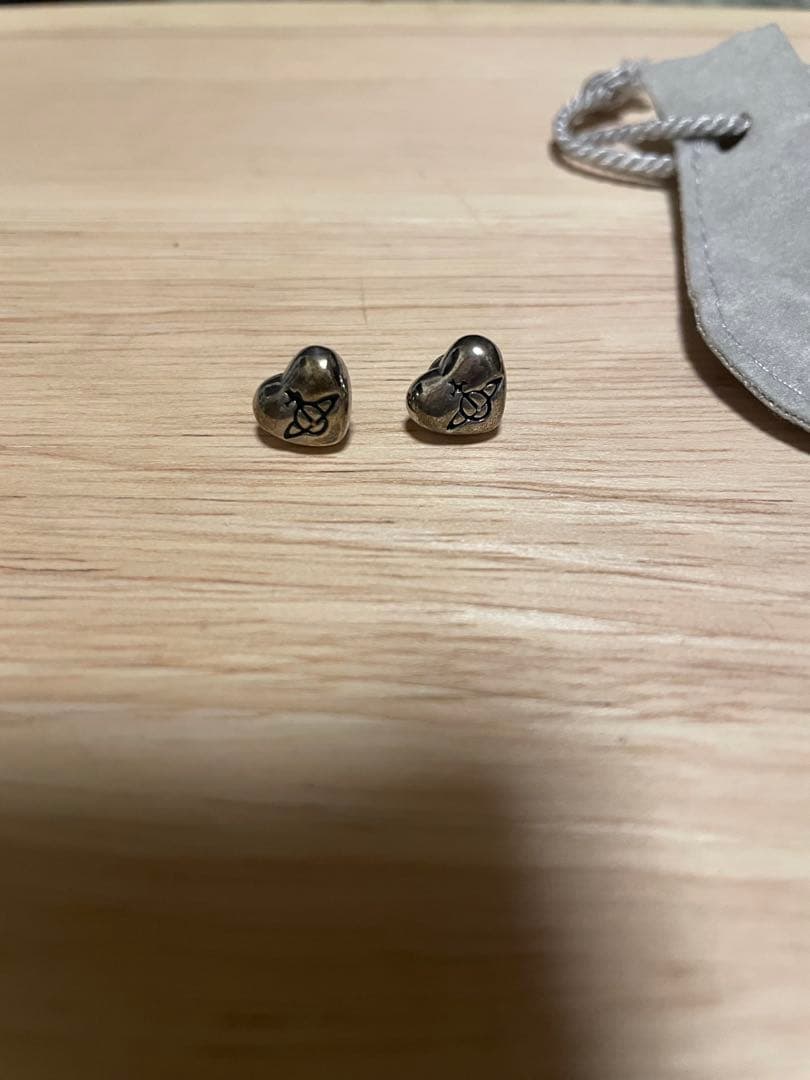 ヴィヴィアン　ハート型　ピアス