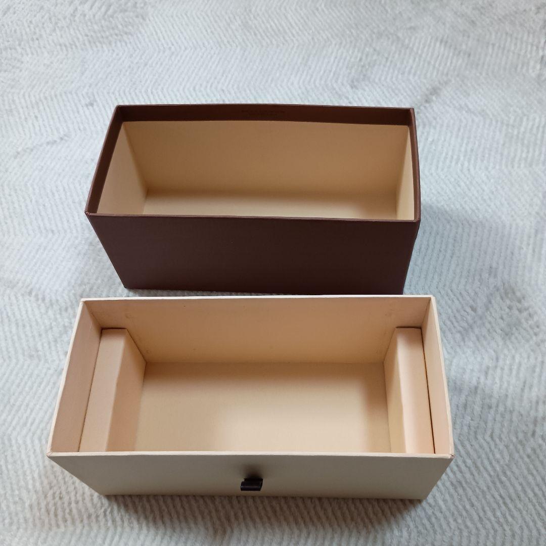 LOUIS VUITTON ミスフランス　ペーパーウェイト　トランクノベルティ