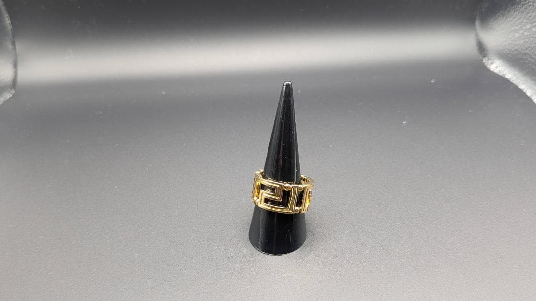 【新品未使用】ヴェルサーチェ グレカモチーフリング 23号（日本サイズ22号）